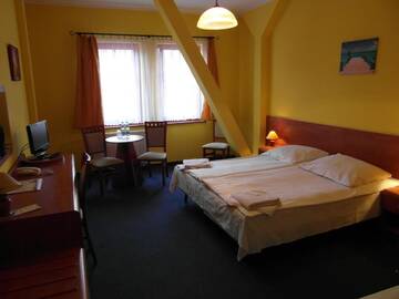 Фото номера Двухместный номер с 1 кроватью Отель Hotel-Restauracja Spichlerz г. Старгард 3