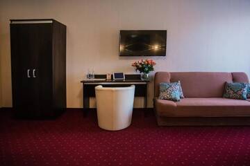 Фото номера Стандартный двухместный номер с 1 кроватью Отель HOTEL LORD г. Старгард 15
